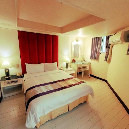 Athens Hotel Taichung Exterior photo