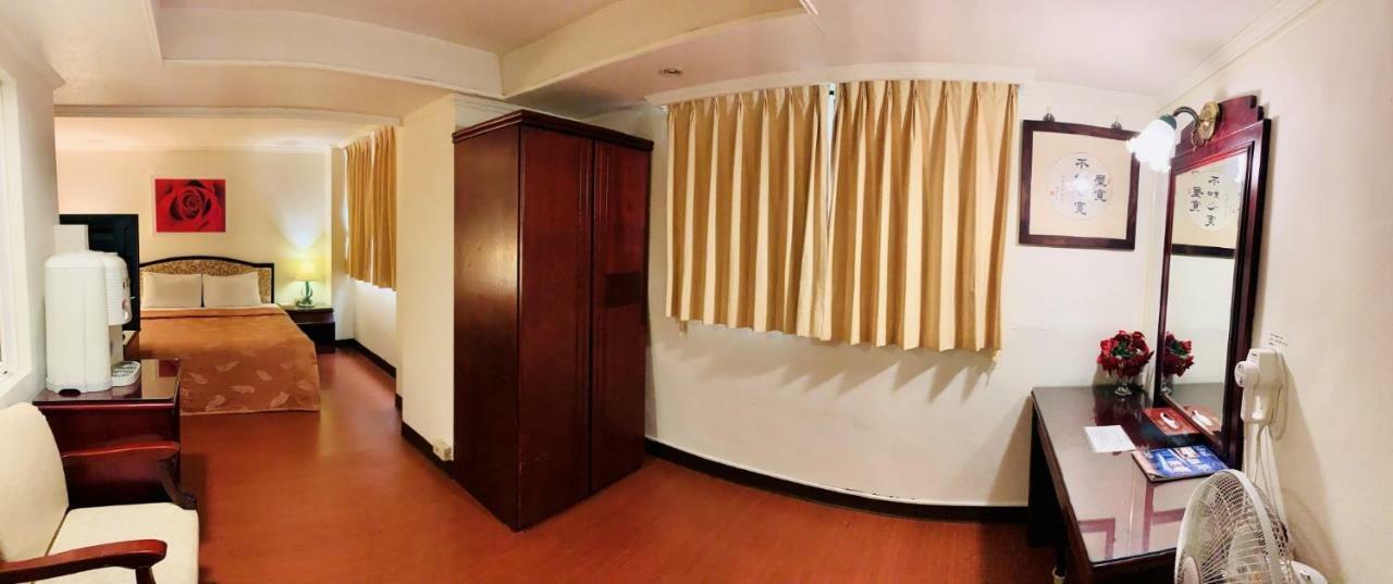 Athens Hotel Taichung Exterior photo
